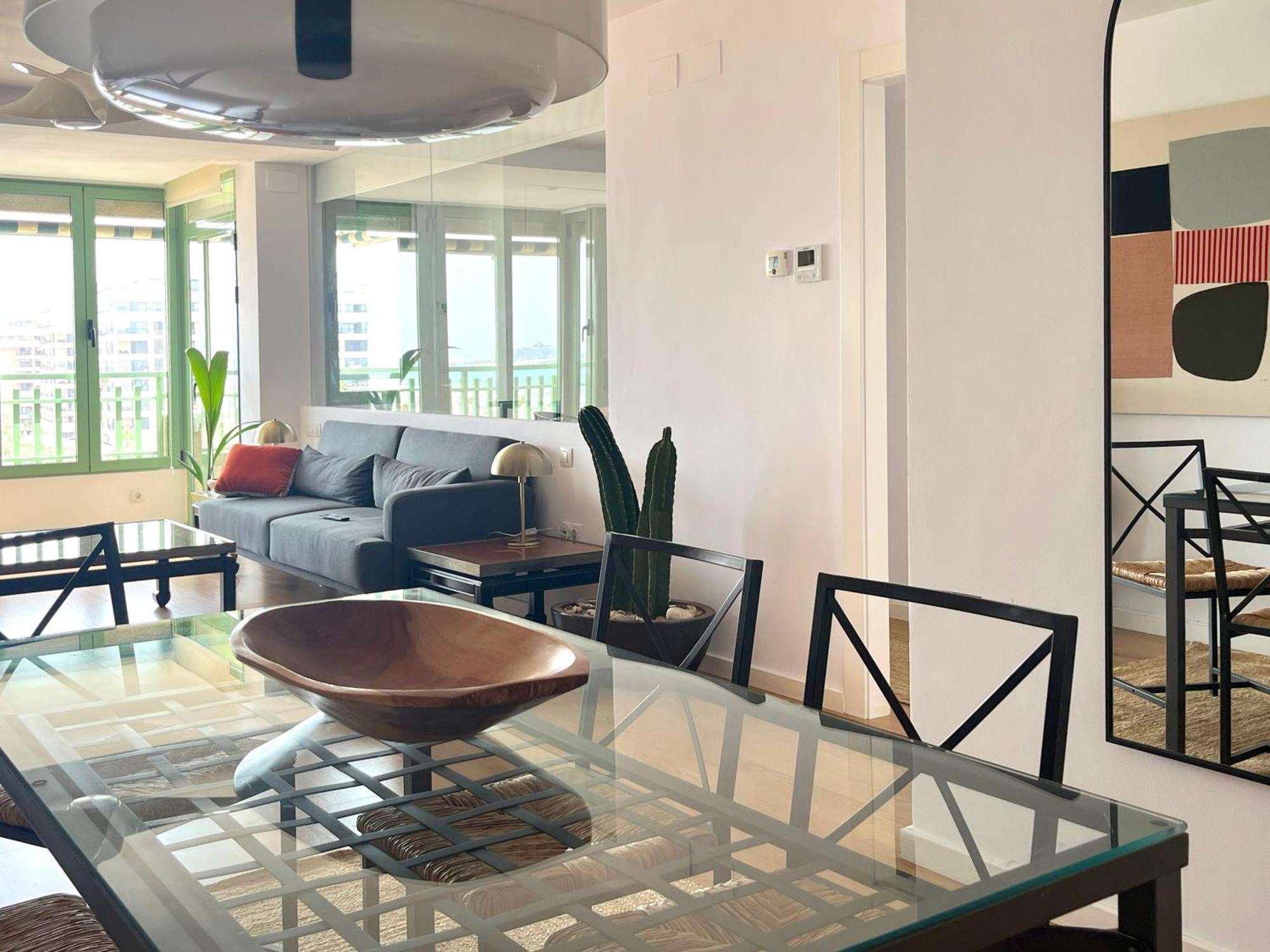 Stylish Well-connected Beachfront Flat Appartement